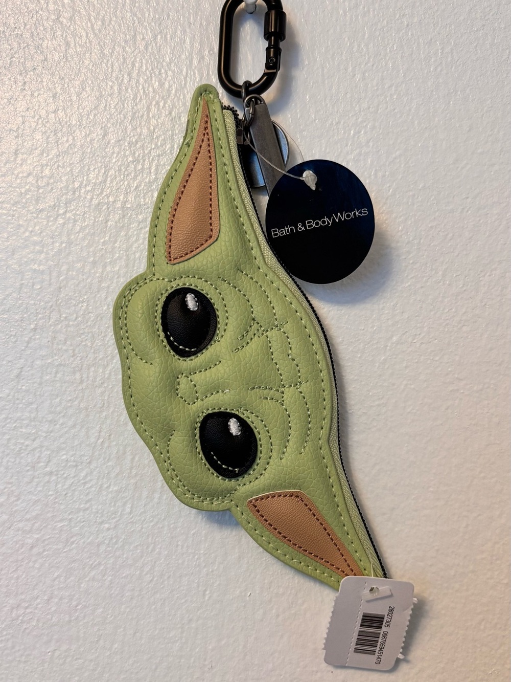 Bath & Body Works Green Baby Yoda Mini Clip Pouch